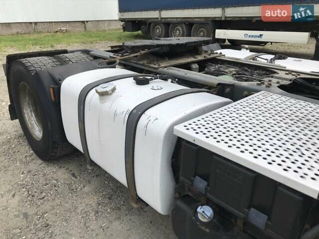 Червоний Даф ФХ, об'ємом двигуна 0 л та пробігом 130 тис. км за 13996 $, фото 7 на Automoto.ua