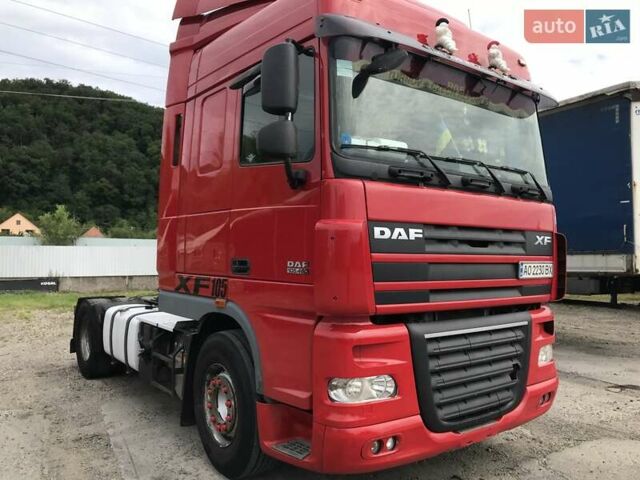 Червоний Даф ФХ, об'ємом двигуна 0 л та пробігом 130 тис. км за 13996 $, фото 2 на Automoto.ua