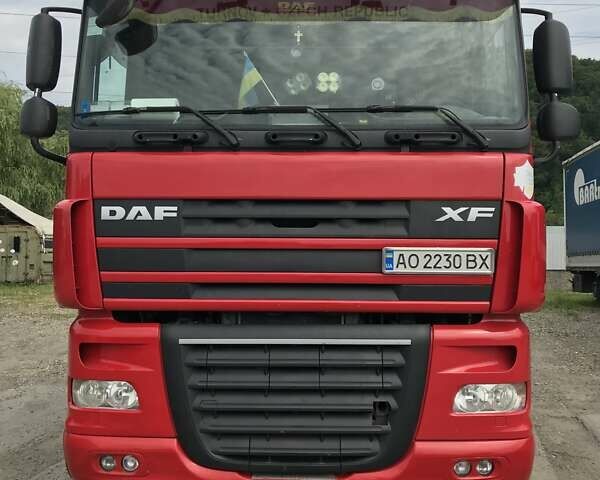 Червоний Даф ФХ, об'ємом двигуна 0 л та пробігом 130 тис. км за 13996 $, фото 1 на Automoto.ua