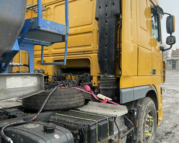 Желтый Даф ФХ, объемом двигателя 12.8 л и пробегом 1 тыс. км за 8500 $, фото 6 на Automoto.ua