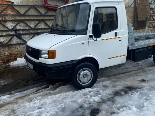 Білий Даф LDV Convoy, об'ємом двигуна 2.4 л та пробігом 300 тис. км за 9000 $, фото 1 на Automoto.ua