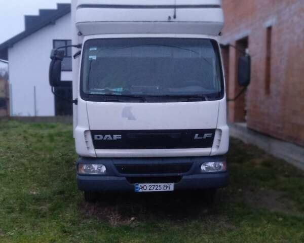 Белый Даф ЛФ, объемом двигателя 3.92 л и пробегом 1 тыс. км за 12000 $, фото 1 на Automoto.ua