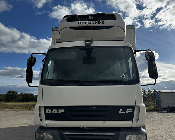 Даф LF 2011 у Львові на Automoto.ua Білий Даф LF, об'ємом двигуна 6.69 л та пробігом 100 тис. км за 23000 $, фото 1 на Automoto.ua