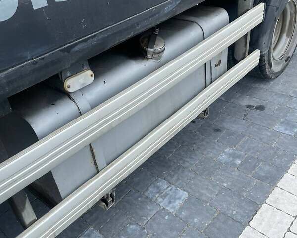 Черный Даф ЛФ, объемом двигателя 3.92 л и пробегом 475 тыс. км за 13490 $, фото 19 на Automoto.ua