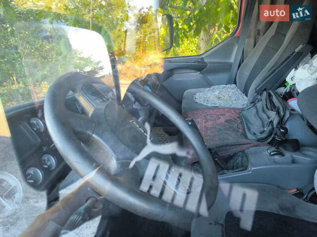 Червоний Даф LF, об'ємом двигуна 6.69 л та пробігом 580 тис. км за 9850 $, фото 8 на Automoto.ua