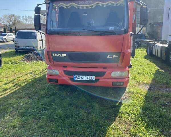 Красный Даф ЛФ, объемом двигателя 3.9 л и пробегом 345 тыс. км за 7750 $, фото 3 на Automoto.ua