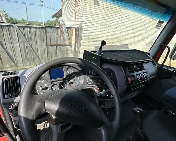 Даф ЛФ 2005 в Ковель на Automoto.ua Красный Даф ЛФ, объемом двигателя 5.88 л и пробегом 1 тыс. км за 10800 $, фото 1 на Automoto.ua