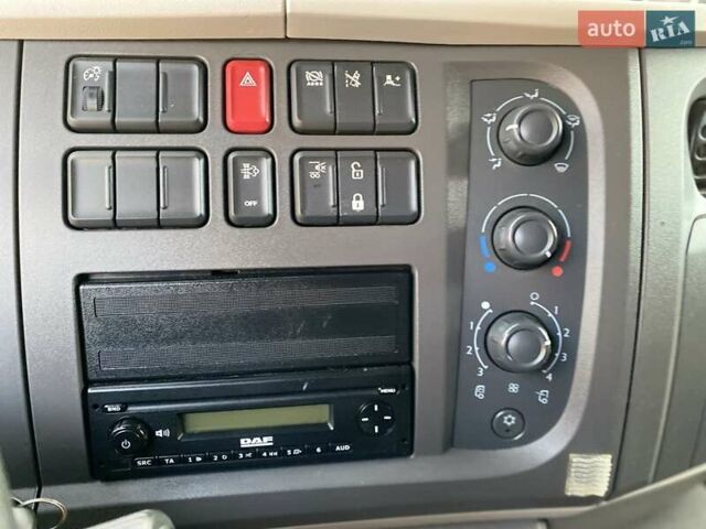 Красный Даф ЛФ, объемом двигателя 6.7 л и пробегом 574 тыс. км за 36900 $, фото 59 на Automoto.ua