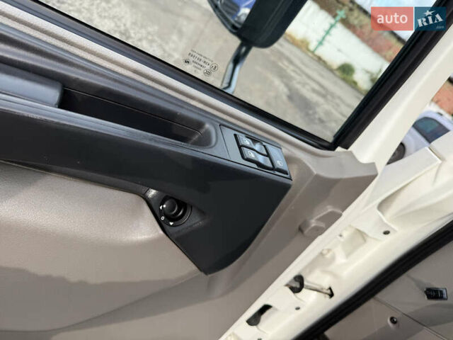 Даф ЛФ, объемом двигателя 4.5 л и пробегом 386 тыс. км за 24500 $, фото 30 на Automoto.ua