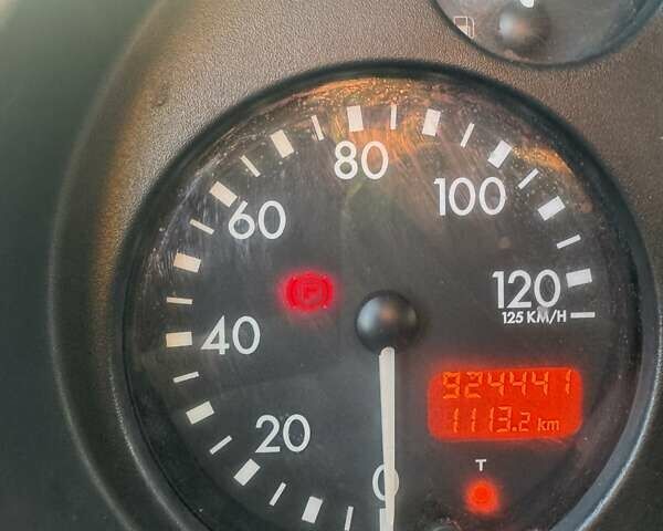 Желтый Даф ЛФ, объемом двигателя 3.92 л и пробегом 925 тыс. км за 13000 $, фото 8 на Automoto.ua