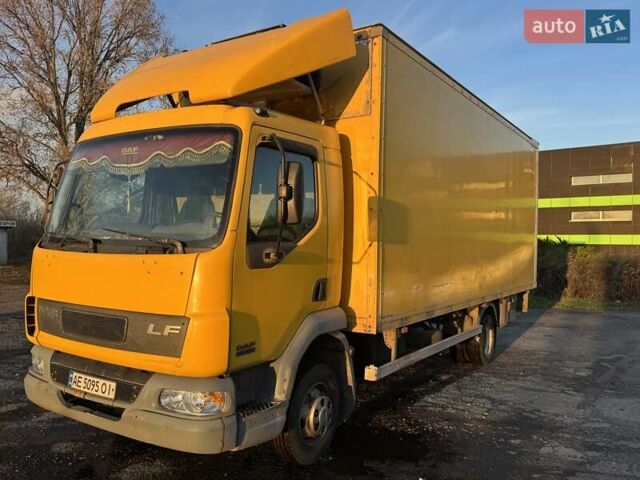 Желтый Даф ЛФ, объемом двигателя 3.92 л и пробегом 925 тыс. км за 13000 $, фото 1 на Automoto.ua
