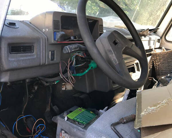 Даф Лейланд 1992 в Обухове на Automoto.ua Белый Даф Лейланд, объемом двигателя 2.4 л и пробегом 3 тыс. км за 750 $, фото 6 на Automoto.ua