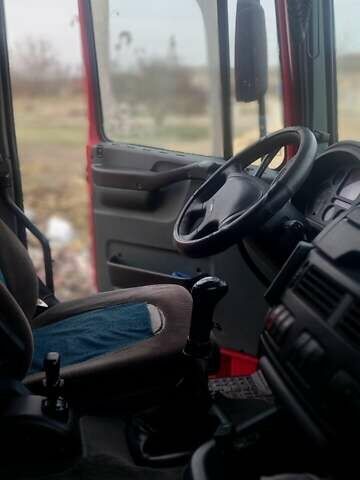 Красный Даф TE, объемом двигателя 12.58 л и пробегом 1 тыс. км за 19000 $, фото 10 на Automoto.ua