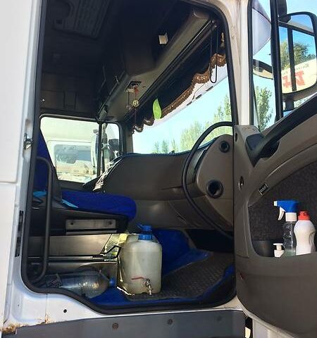 Белый Даф ХФ 105, объемом двигателя 0 л и пробегом 1 тыс. км за 16989 $, фото 4 на Automoto.ua