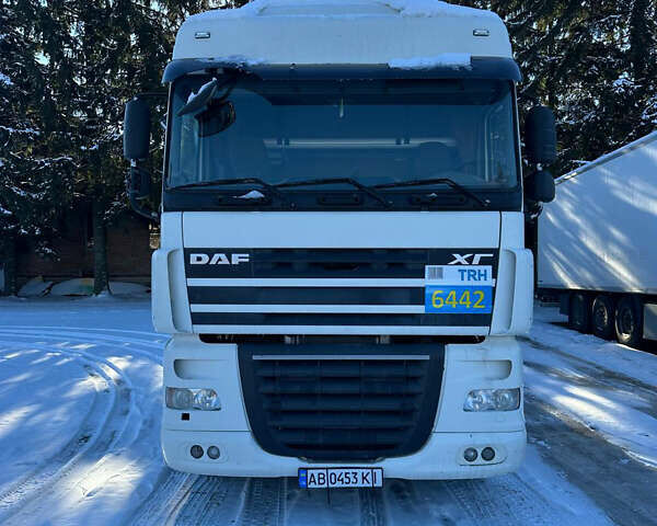 Белый Даф ХФ 105, объемом двигателя 12.9 л и пробегом 1 тыс. км за 15500 $, фото 1 на Automoto.ua