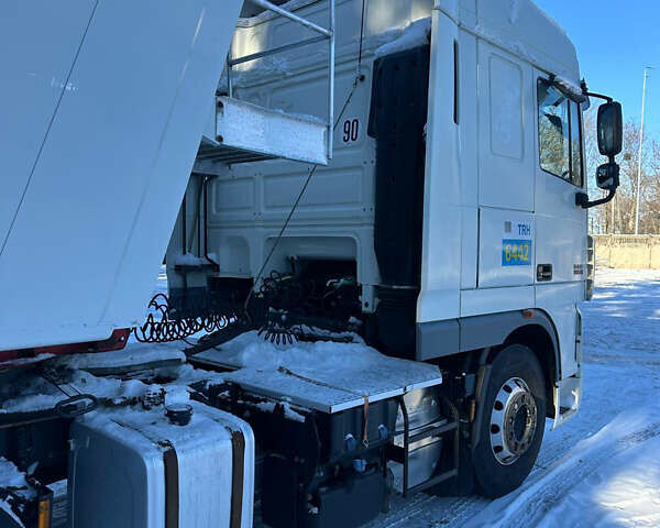 Белый Даф ХФ 105, объемом двигателя 12.9 л и пробегом 1 тыс. км за 15500 $, фото 3 на Automoto.ua
