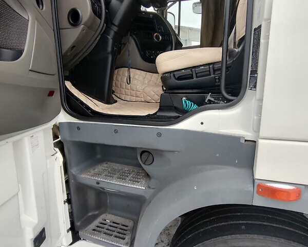Белый Даф ХФ 105, объемом двигателя 12.9 л и пробегом 1 тыс. км за 17800 $, фото 11 на Automoto.ua