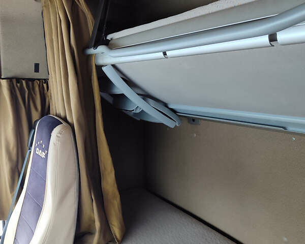Белый Даф ХФ 105, объемом двигателя 12.9 л и пробегом 1 тыс. км за 17800 $, фото 16 на Automoto.ua