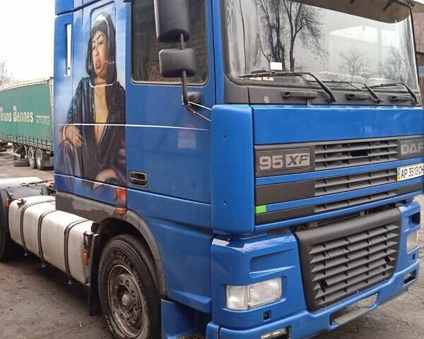 Синий Даф ХФ 95, объемом двигателя 12.6 л и пробегом 509 тыс. км за 8500 $, фото 2 на Automoto.ua