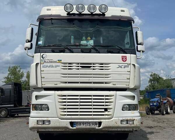 Белый Даф ХФ, объемом двигателя 12.6 л и пробегом 850 тыс. км за 24000 $, фото 3 на Automoto.ua