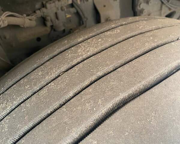 Белый Даф ХФ, объемом двигателя 12.9 л и пробегом 928 тыс. км за 49000 $, фото 9 на Automoto.ua