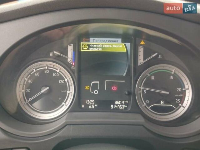 Белый Даф ХФ, объемом двигателя 12.9 л и пробегом 916 тыс. км за 25000 $, фото 3 на Automoto.ua