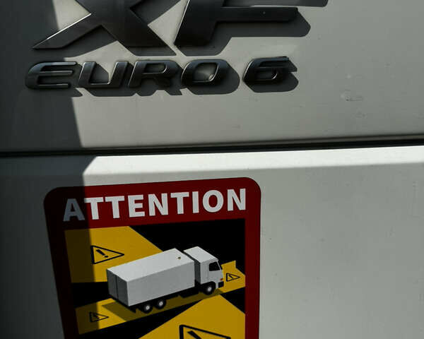 Белый Даф ХФ, объемом двигателя 12.9 л и пробегом 684 тыс. км за 24000 $, фото 18 на Automoto.ua