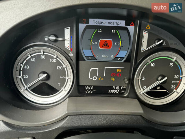 Белый Даф ХФ, объемом двигателя 12.9 л и пробегом 684 тыс. км за 24000 $, фото 15 на Automoto.ua