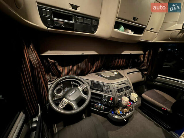 Белый Даф ХФ, объемом двигателя 12.9 л и пробегом 650 тыс. км за 76814 $, фото 2 на Automoto.ua