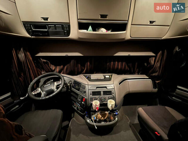 Белый Даф ХФ, объемом двигателя 12.9 л и пробегом 650 тыс. км за 76814 $, фото 1 на Automoto.ua