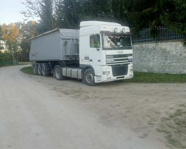 Белый Даф ХФ, объемом двигателя 0 л и пробегом 1000 тыс. км за 18000 $, фото 2 на Automoto.ua