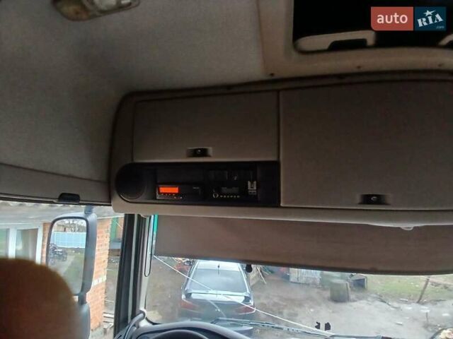 Белый Даф ХФ, объемом двигателя 12.9 л и пробегом 916 тыс. км за 42000 $, фото 10 на Automoto.ua