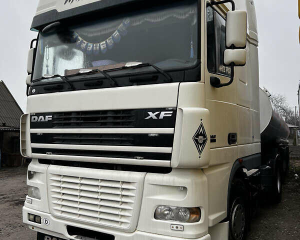 Белый Даф ХФ, объемом двигателя 12.6 л и пробегом 1 тыс. км за 23500 $, фото 2 на Automoto.ua