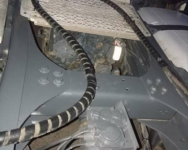 Белый Даф ХФ, объемом двигателя 12.6 л и пробегом 314 тыс. км за 10400 $, фото 11 на Automoto.ua