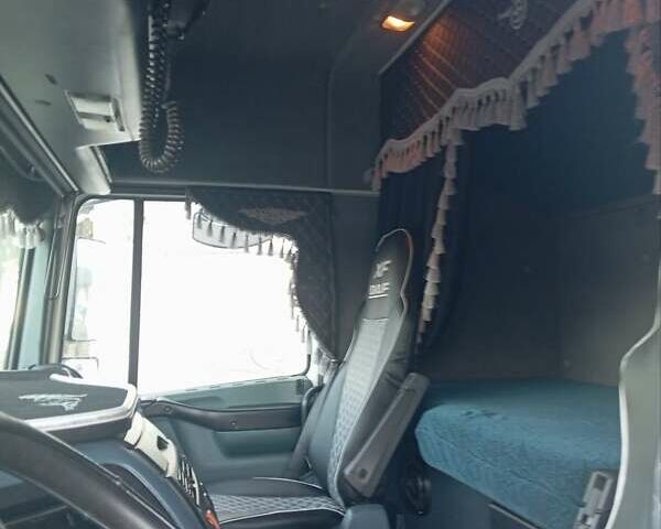 Белый Даф ХФ, объемом двигателя 12.6 л и пробегом 314 тыс. км за 10400 $, фото 3 на Automoto.ua