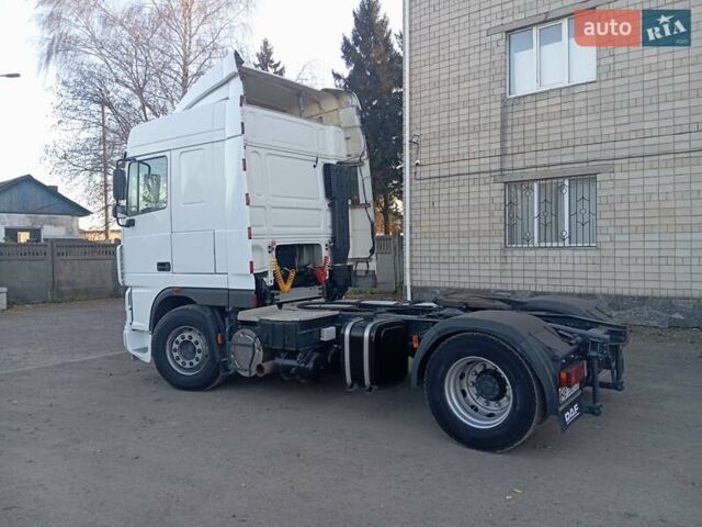 Белый Даф ХФ, объемом двигателя 12.6 л и пробегом 314 тыс. км за 10400 $, фото 6 на Automoto.ua