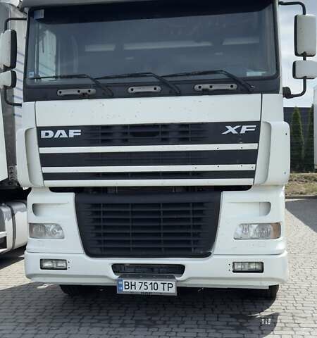 Белый Даф ХФ, объемом двигателя 12.9 л и пробегом 995 тыс. км за 11500 $, фото 11 на Automoto.ua