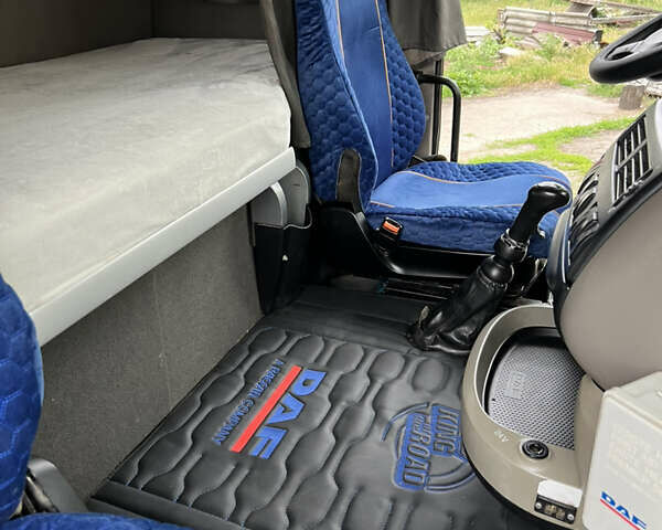 Білий Даф XF, об'ємом двигуна 12.9 л та пробігом 100 тис. км за 8400 $, фото 27 на Automoto.ua