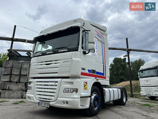 Білий Даф XF, об'ємом двигуна 12.9 л та пробігом 100 тис. км за 8400 $, фото 2 на Automoto.ua