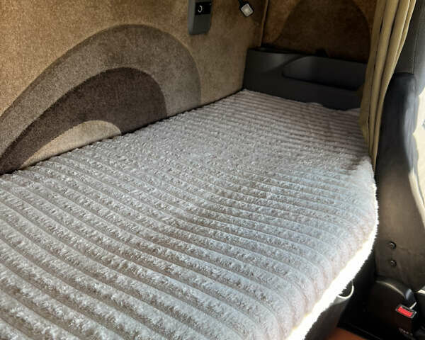 Белый Даф ХФ, объемом двигателя 12.9 л и пробегом 1000 тыс. км за 11800 $, фото 19 на Automoto.ua