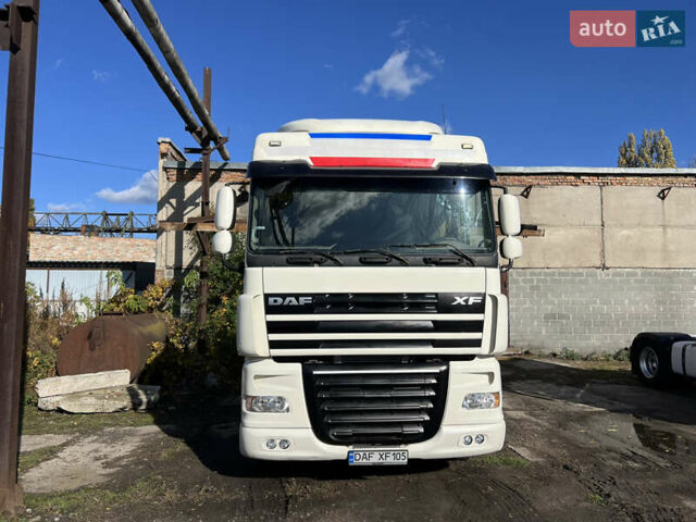 Белый Даф ХФ, объемом двигателя 12.9 л и пробегом 1000 тыс. км за 11800 $, фото 1 на Automoto.ua