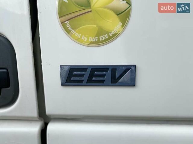 Белый Даф ХФ, объемом двигателя 12.9 л и пробегом 856 тыс. км за 15999 $, фото 29 на Automoto.ua