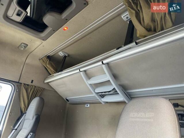 Белый Даф ХФ, объемом двигателя 12.9 л и пробегом 856 тыс. км за 15999 $, фото 37 на Automoto.ua