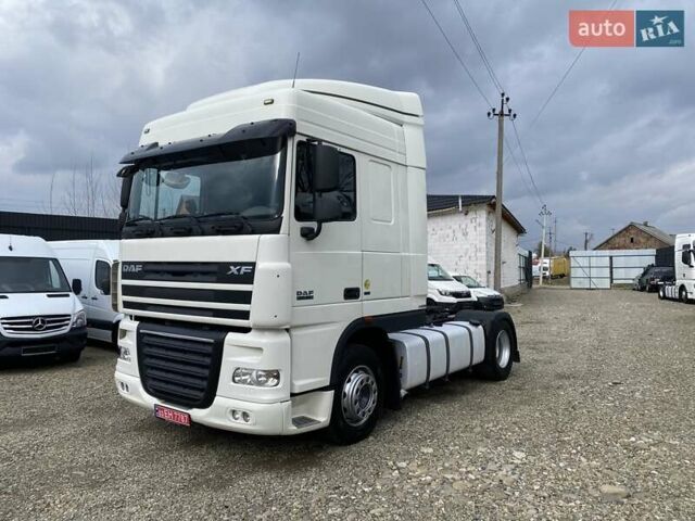 Белый Даф ХФ, объемом двигателя 12.9 л и пробегом 856 тыс. км за 15999 $, фото 1 на Automoto.ua