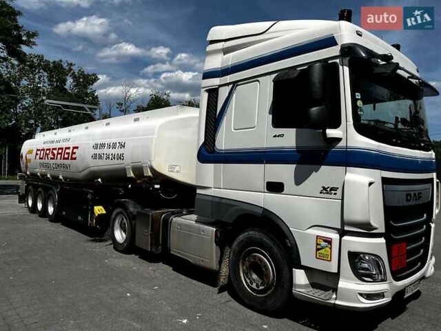 Белый Даф ХФ, объемом двигателя 12.9 л и пробегом 982 тыс. км за 21000 $, фото 8 на Automoto.ua