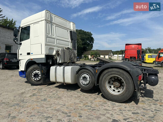Белый Даф ХФ, объемом двигателя 12.9 л и пробегом 896 тыс. км за 17000 $, фото 2 на Automoto.ua