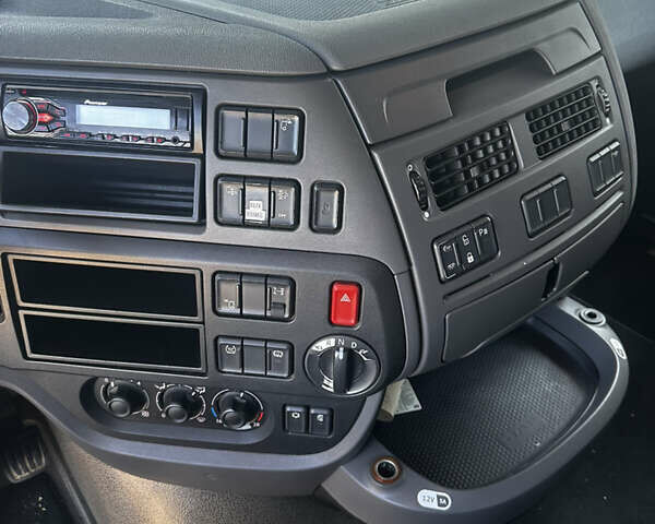 Білий Даф XF, об'ємом двигуна 12.9 л та пробігом 702 тис. км за 22600 $, фото 13 на Automoto.ua