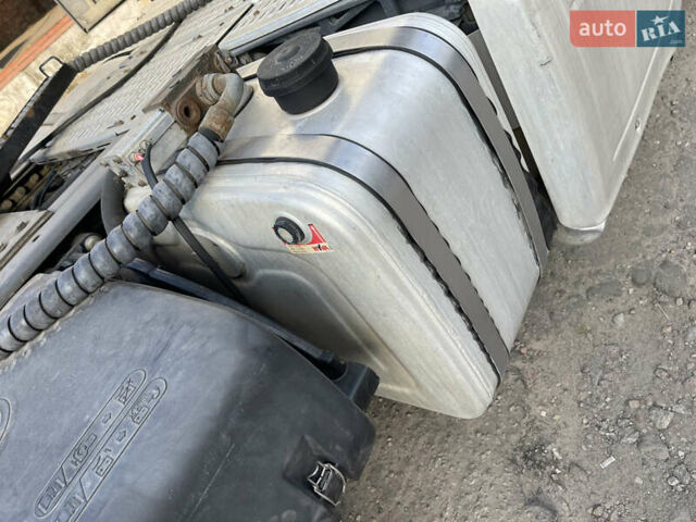 Даф ХФ 2014 в Киеве на Automoto.ua Белый Даф ХФ, объемом двигателя 12.9 л и пробегом 640 тыс. км за 19999 $, фото 8 на Automoto.ua