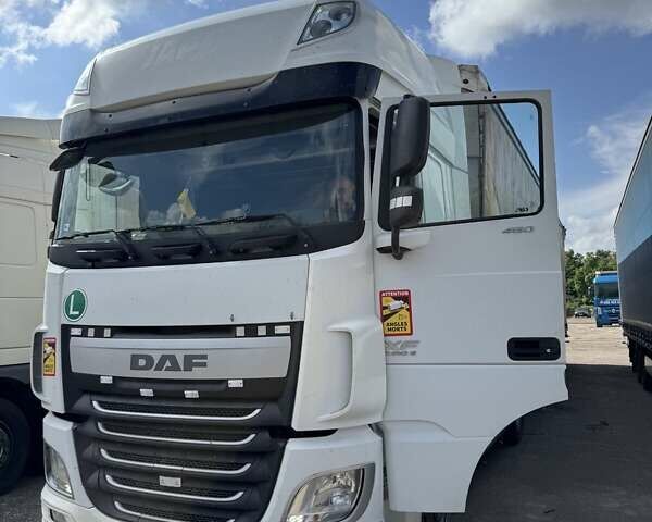 Белый Даф ХФ, объемом двигателя 12.9 л и пробегом 987 тыс. км за 27900 $, фото 2 на Automoto.ua