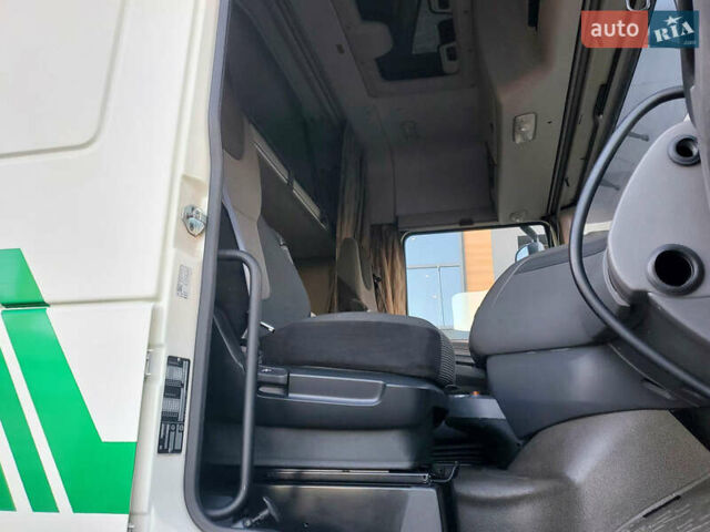 Белый Даф ХФ, объемом двигателя 12.9 л и пробегом 804 тыс. км за 21900 $, фото 10 на Automoto.ua